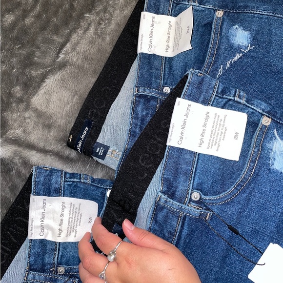 NWT Calvin Klein High Rise Straight Distressed Jeans Size 16, 18, 20 - Picture 8 of 8